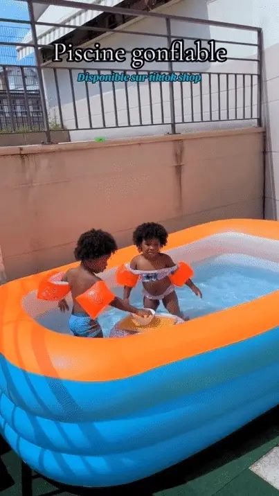 PISCINE GONFLABLE FAMILIALE - Dimensions (3 m de long, 1,80 m de large, 0,56 m de profondeur) + POMPES + BALLES